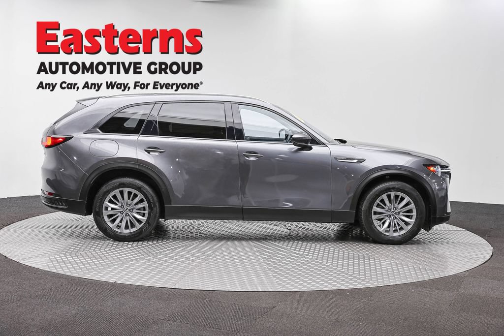 Used 2024 MAZDA CX-90 Plug-In Hybrid w/ Preferred AWD/4WD image 4