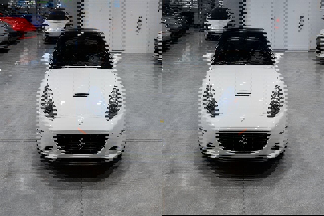 Used 2014 Ferrari California image 74