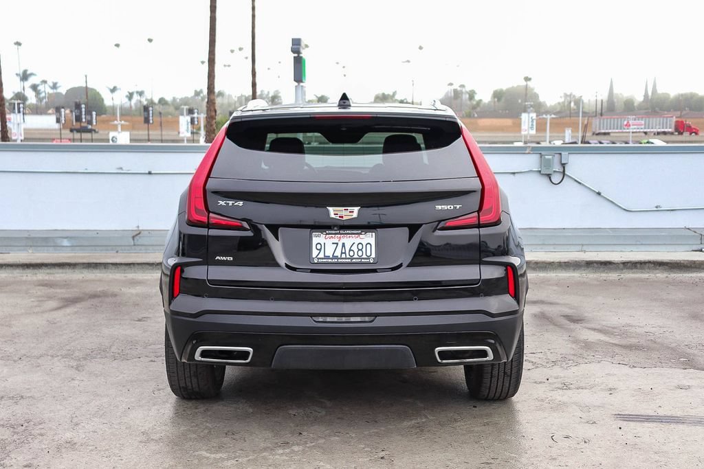 Used 2024 Cadillac XT4 Premium Luxury AWD/4WD image 8