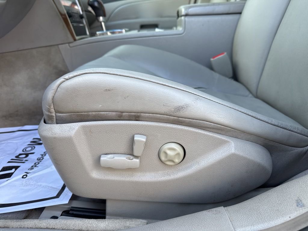 Used 2010 Cadillac STS image 14