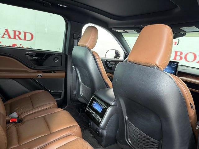 Used 2022 Lincoln Aviator Reserve w/ Elements Package Plus RWD image 19