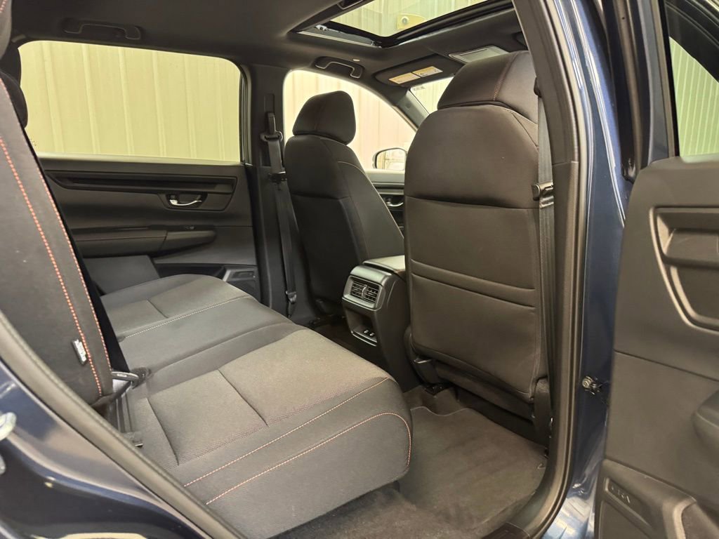 Used 2025 Honda CR-V Sport image 29