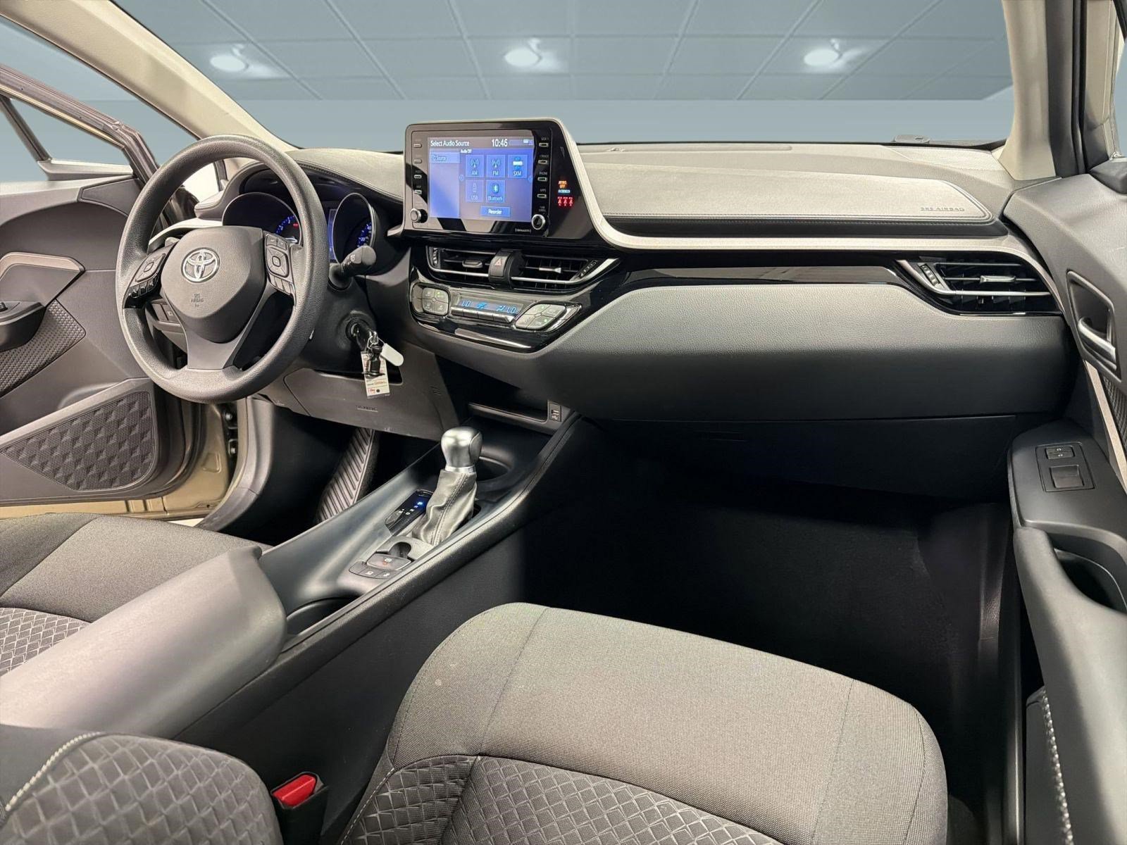 Used 2021 Toyota C-HR LE image 29