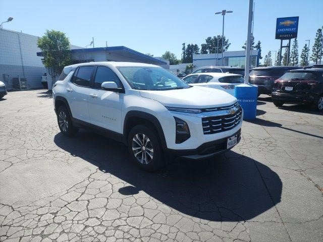 Certified 2026 Chevrolet Equinox LT image 2