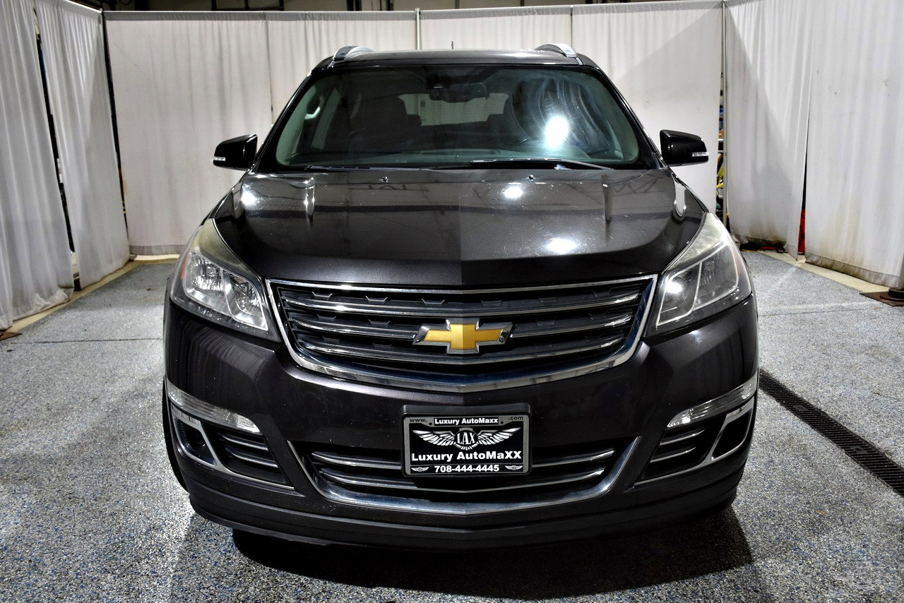 Used 2014 Chevrolet Traverse LTZ image 2