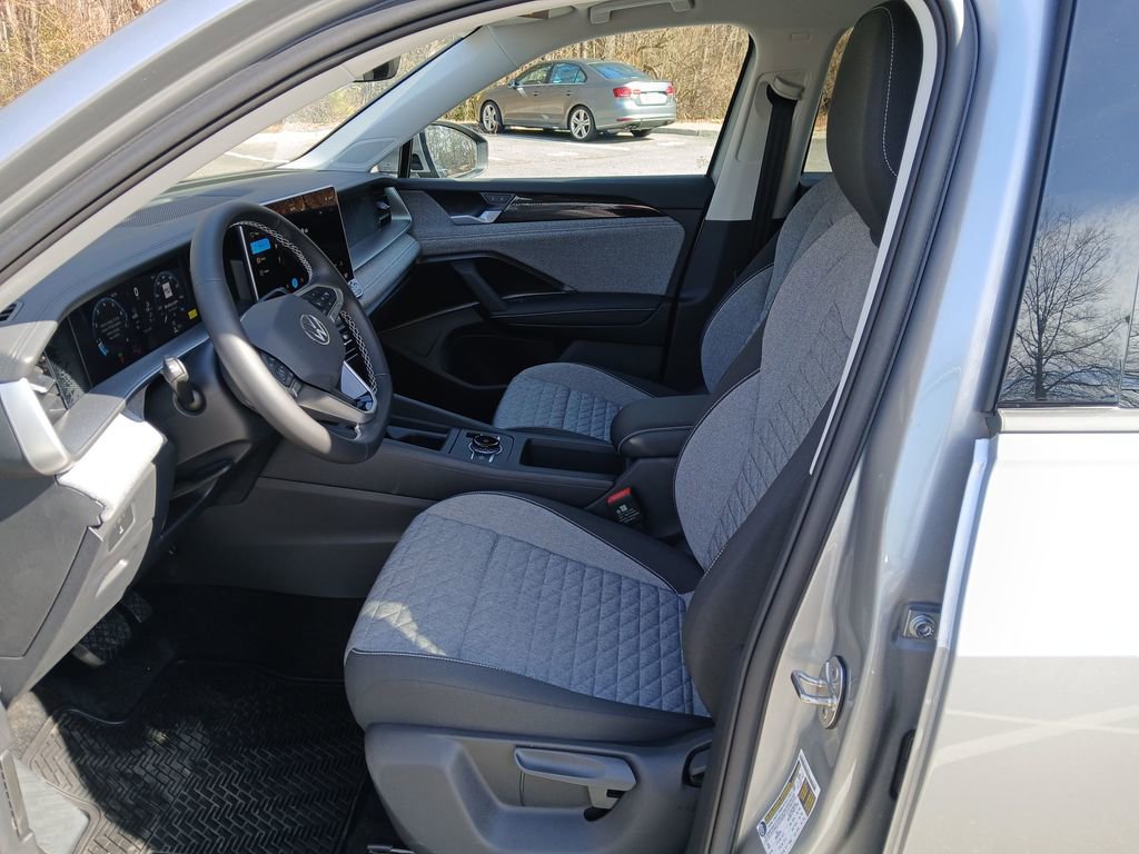 New 2026 Volkswagen Tiguan S image 9