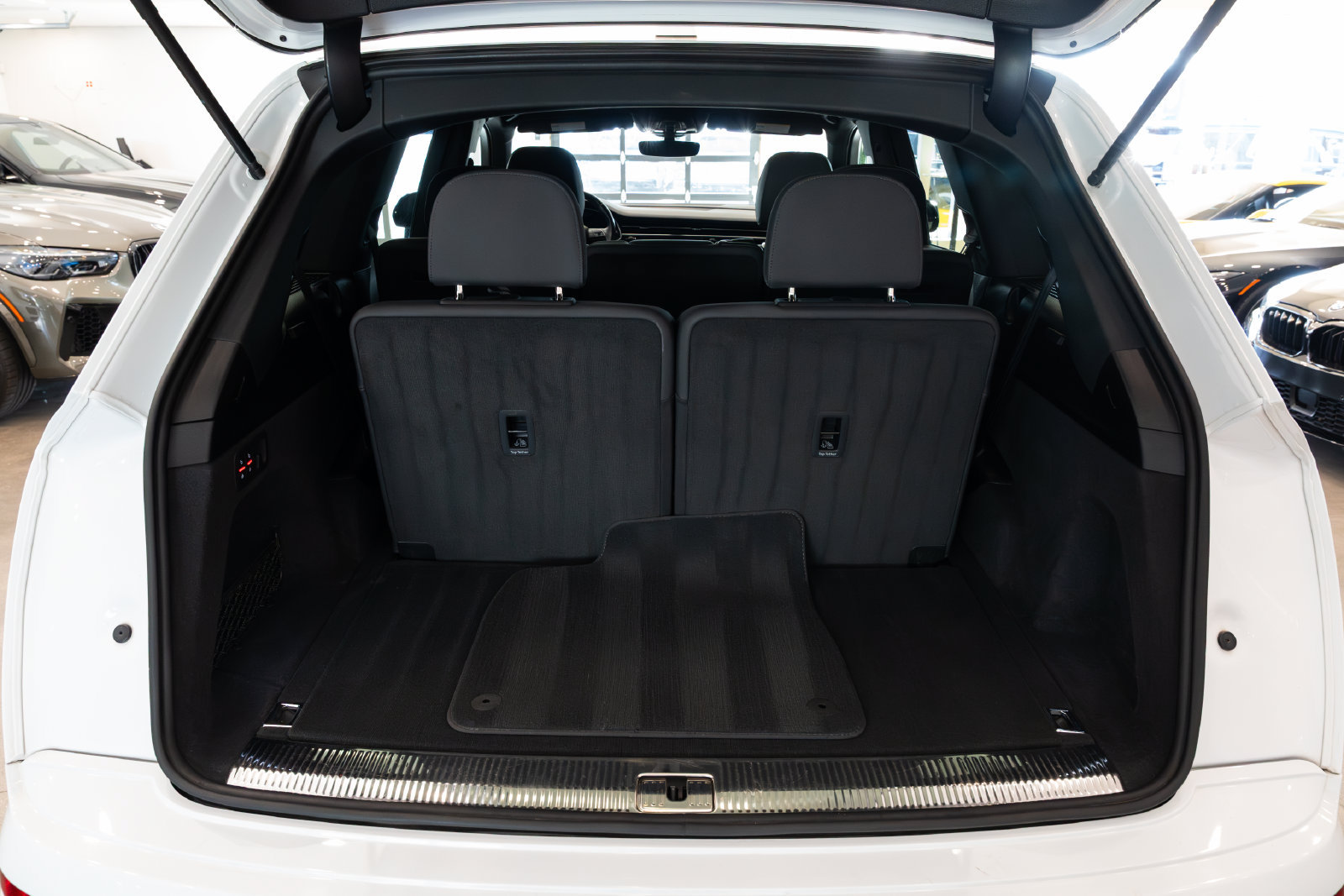 Used 2021 Audi Q7 3.0T Premium AWD/4WD image 8