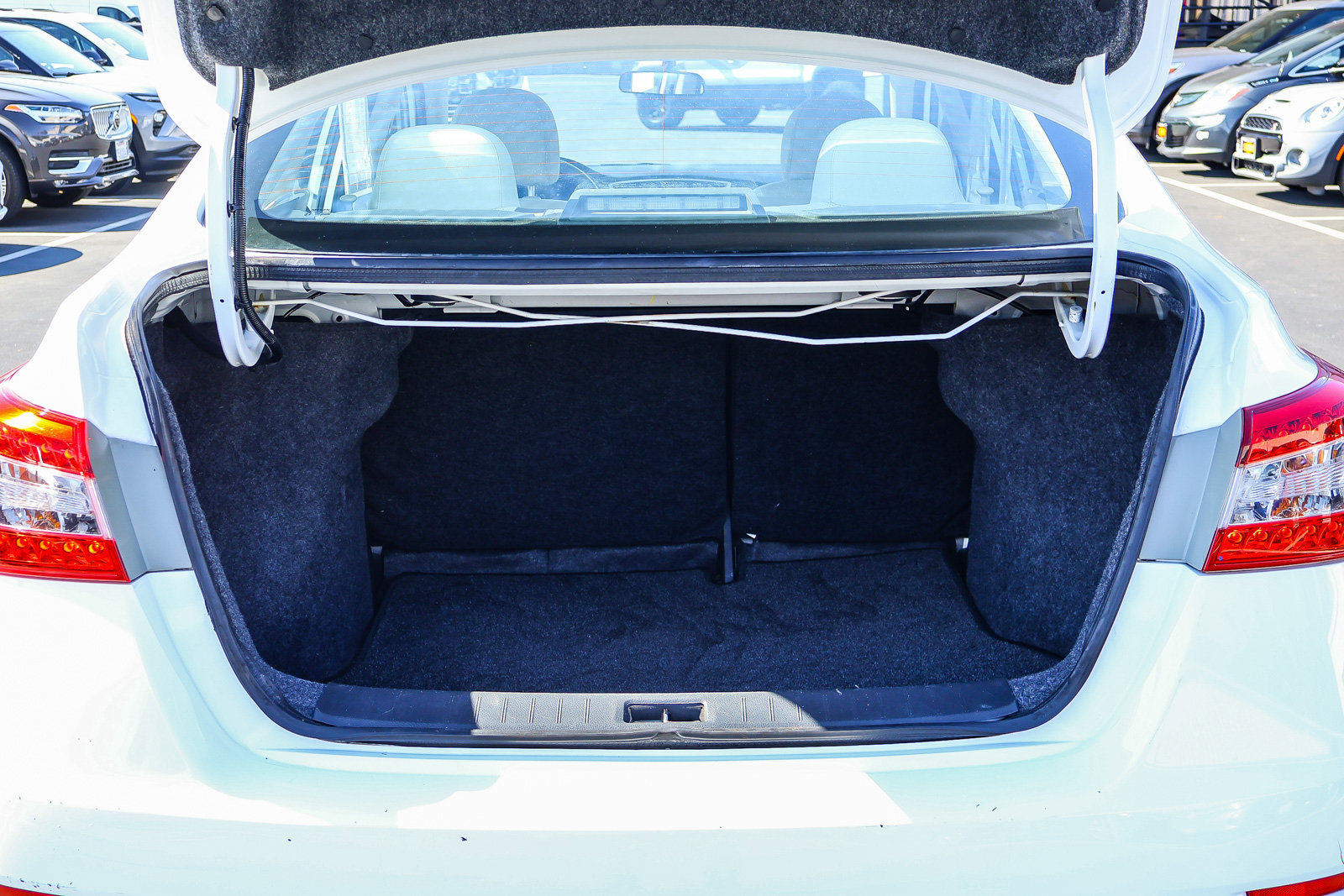 Used 2015 Nissan Sentra S FWD image 13