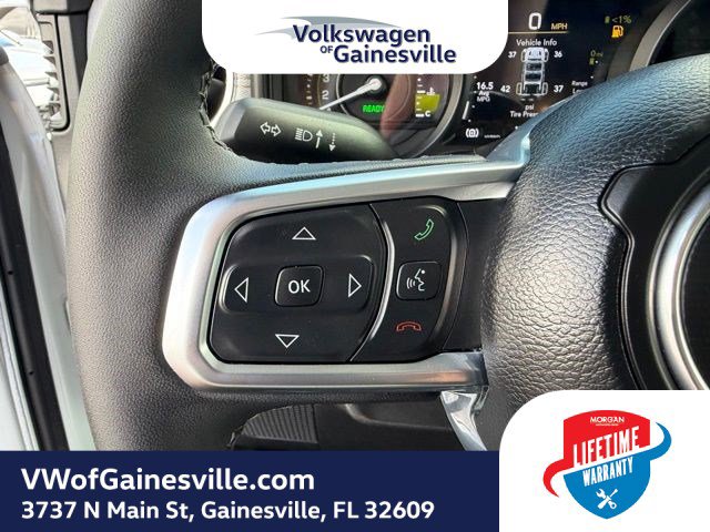 Used 2025 Jeep Wrangler Sahara w/ Safety Group image 22