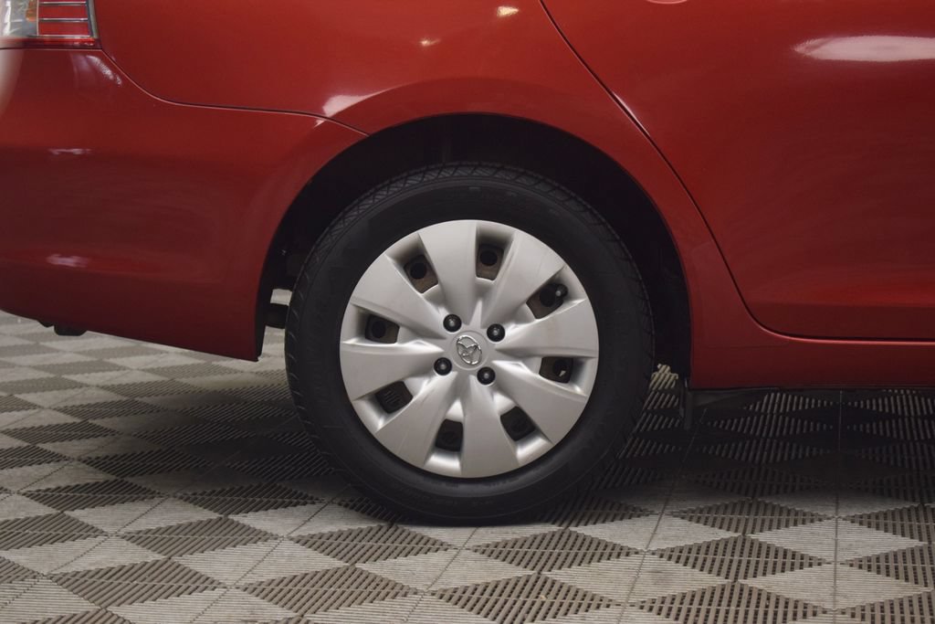 Used 2010 Toyota Yaris Sedan FWD image 24