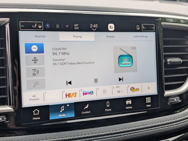 New 2027 Chrysler Pacifica Select FWD image 18