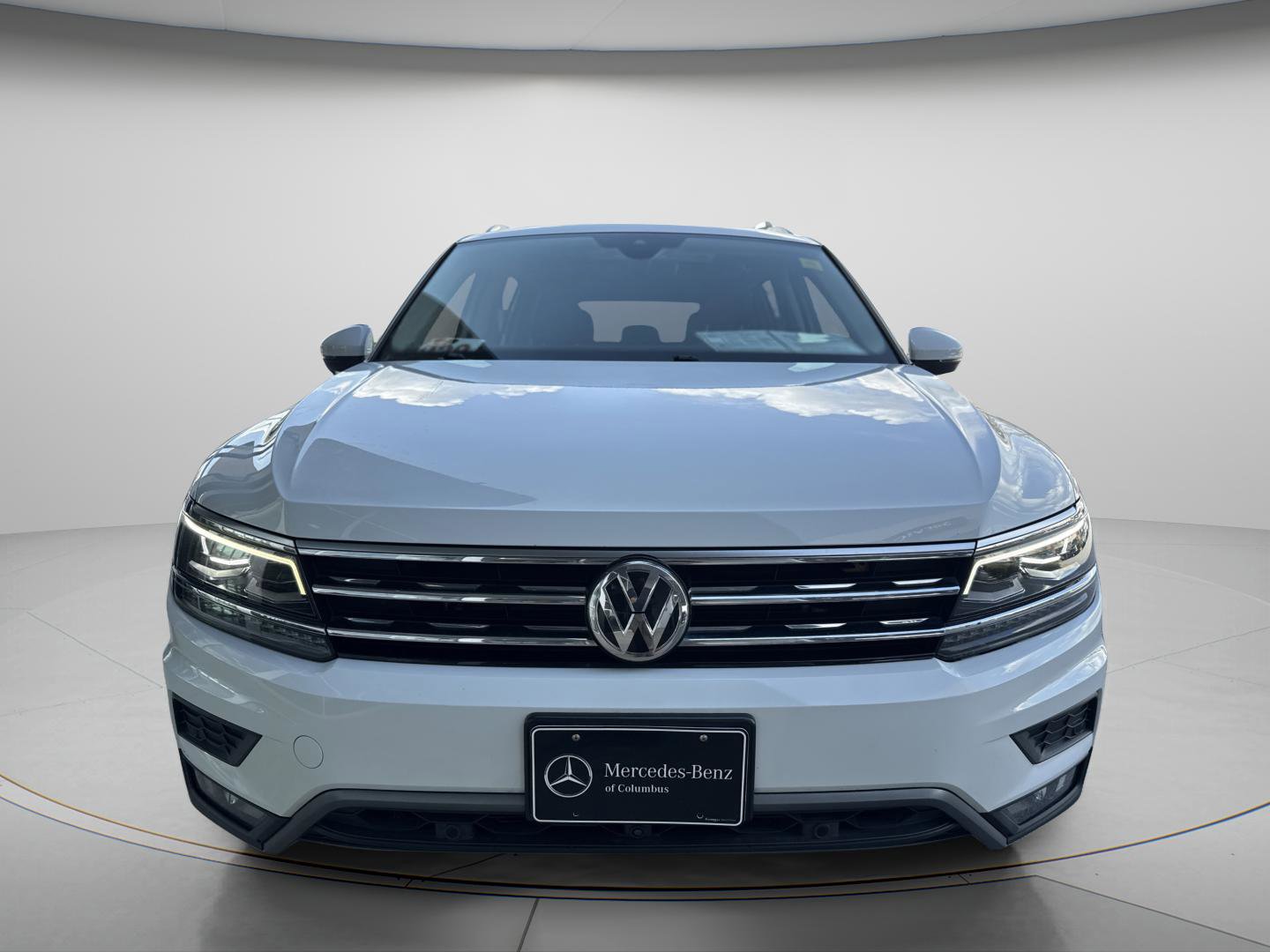 Used 2019 Volkswagen Tiguan SEL Premium image 8