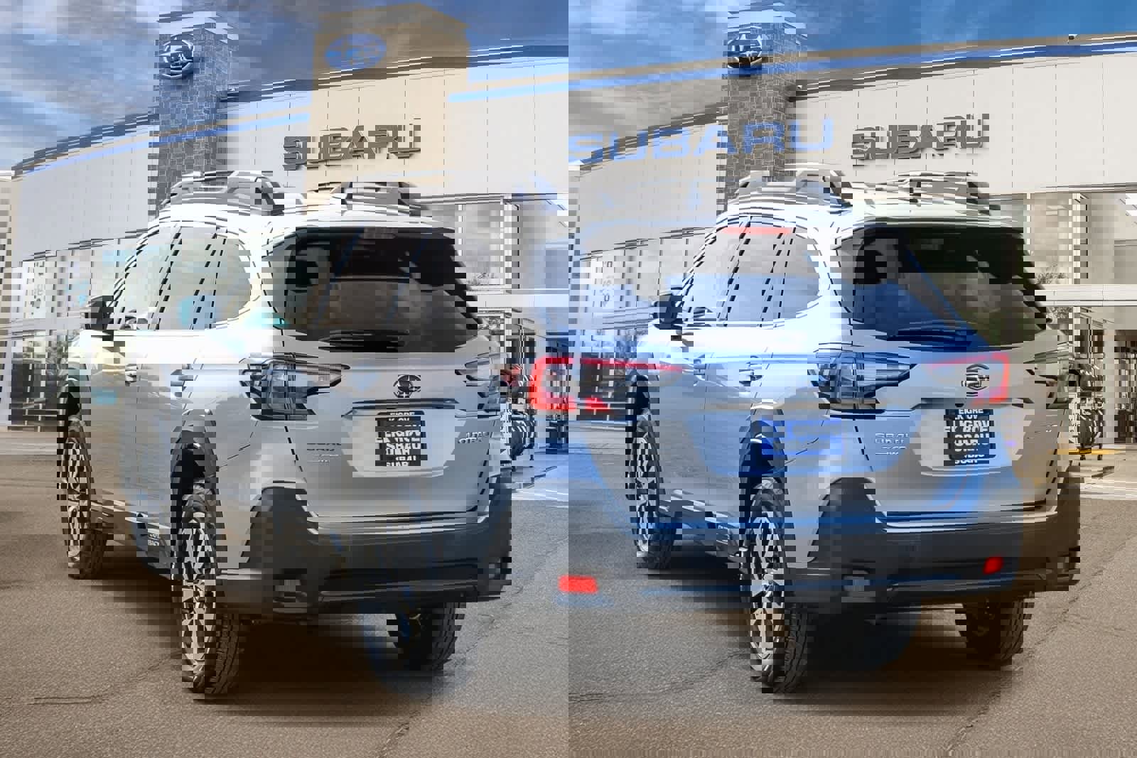 Used 2023 Subaru Outback Premium image 2