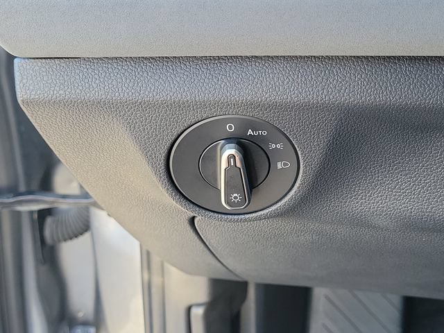 Certified 2026 Volkswagen Jetta SE FWD image 27