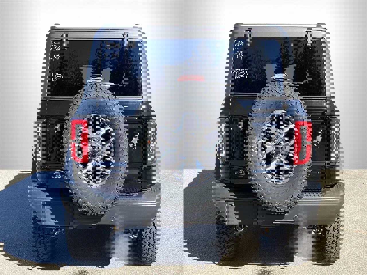 New 2025 Ford Bronco Badlands image 23