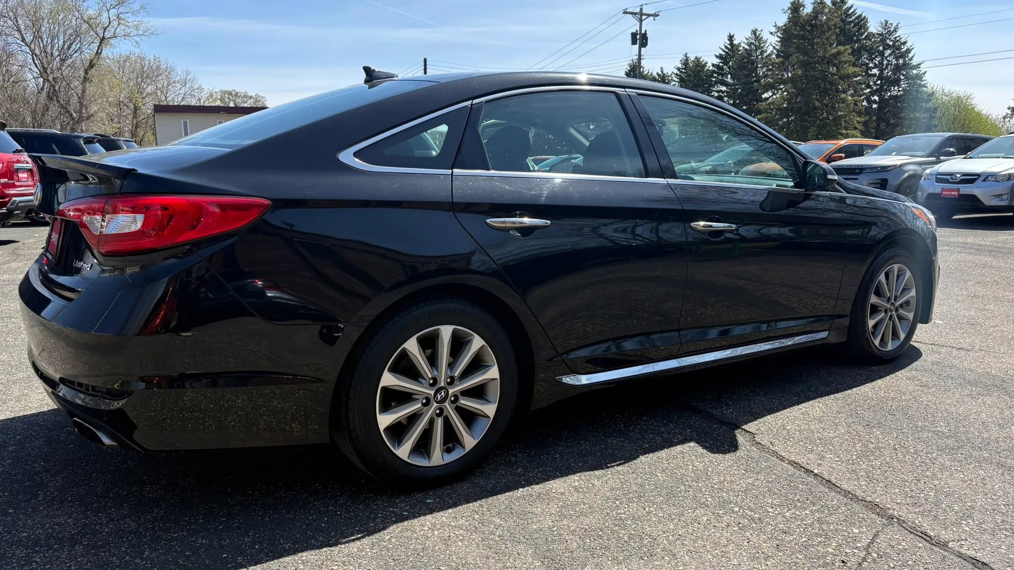 Used 2016 Hyundai Sonata Limited w/ Option Group 04 image 10