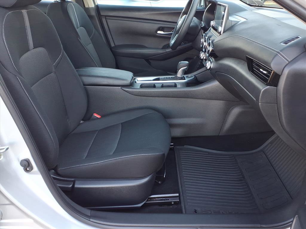 Used 2023 Nissan Sentra SV image 11
