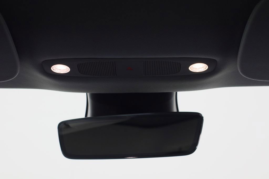 Used 2018 Tesla Model 3 Long Range image 24