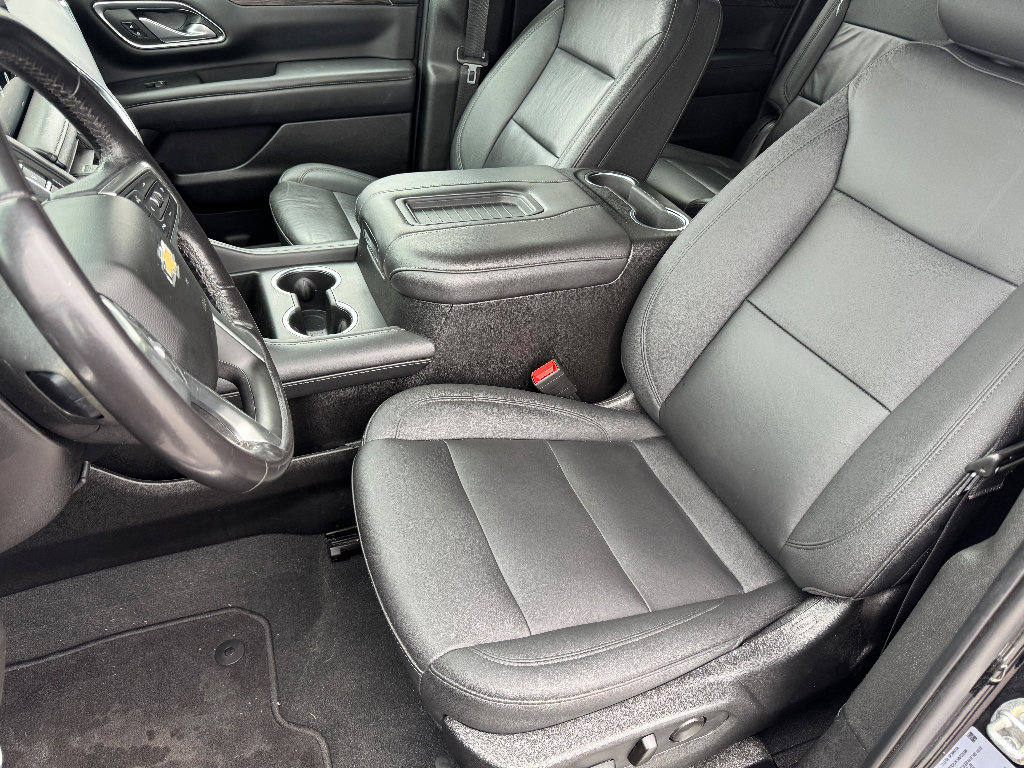 Used 2022 Chevrolet Suburban LT image 11