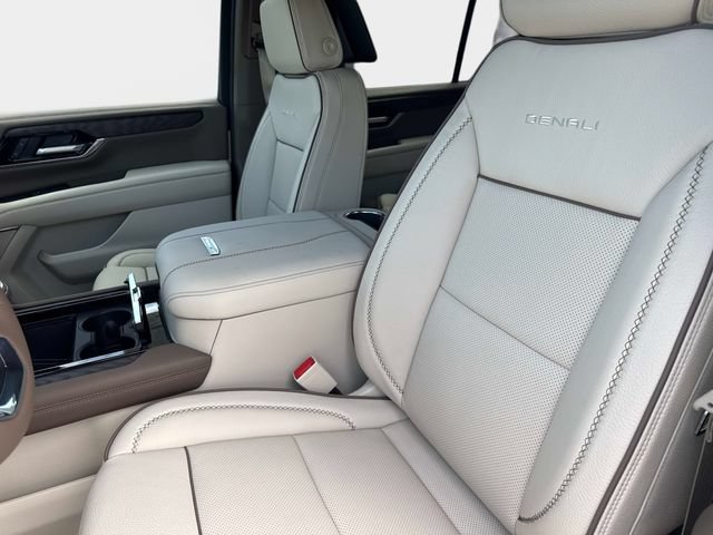 New 2026 GMC Yukon XL Denali w/ Denali Reserve Package AWD/4WD image 23