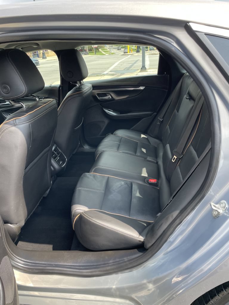 Used 2019 Chevrolet Impala Premier FWD image 10