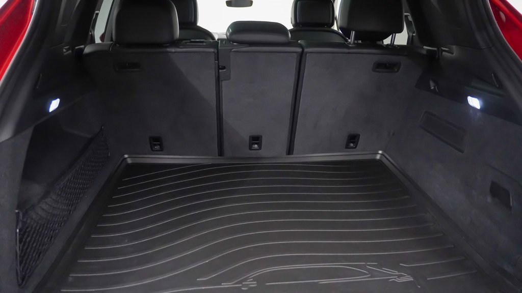 Certified 2025 Porsche Cayenne image 13