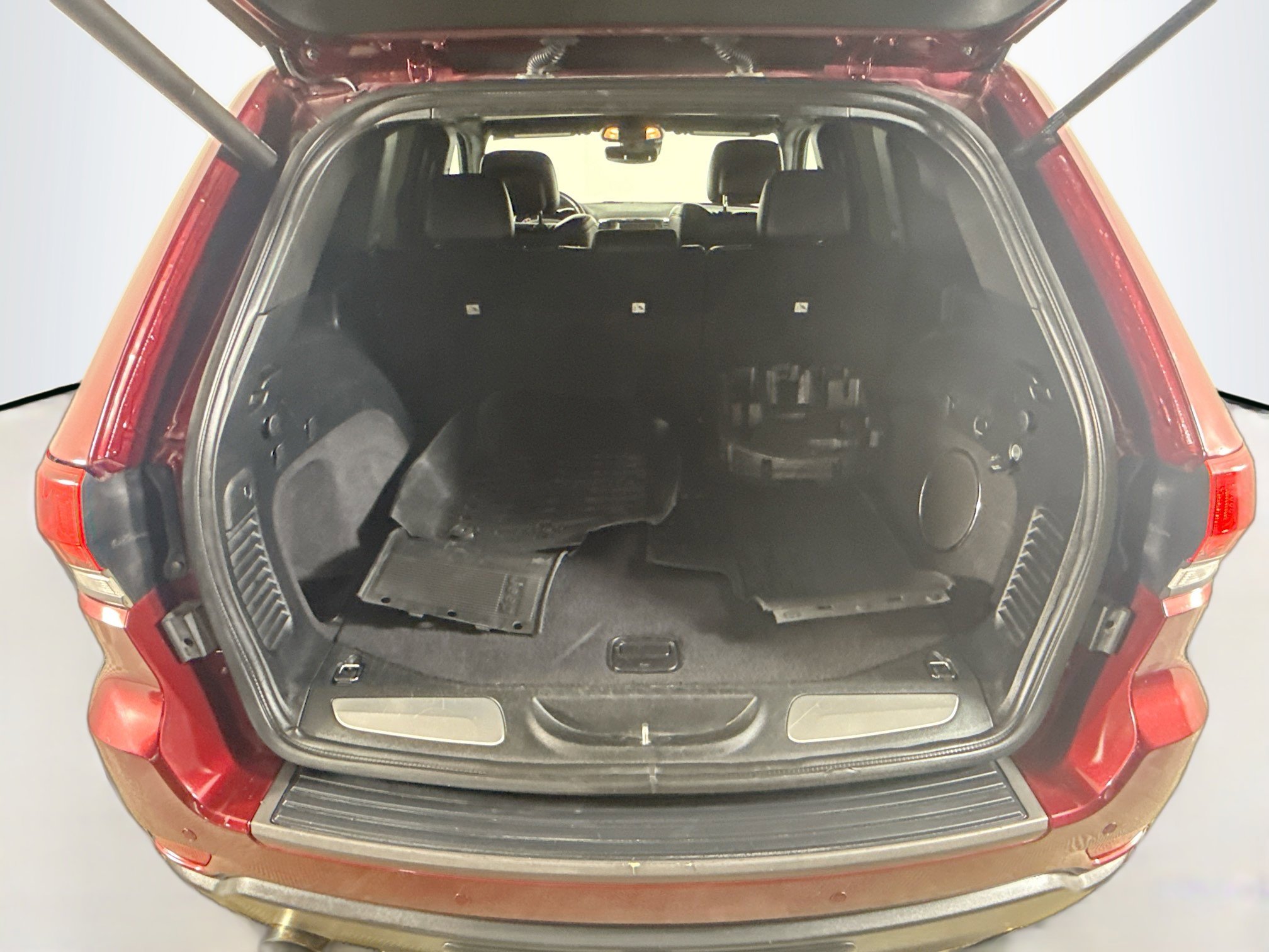 Used 2018 Jeep Grand Cherokee Trailhawk w/ Trailhawk Luxury Group image 35