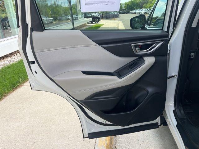 Used 2022 Subaru Forester Premium AWD/4WD image 17