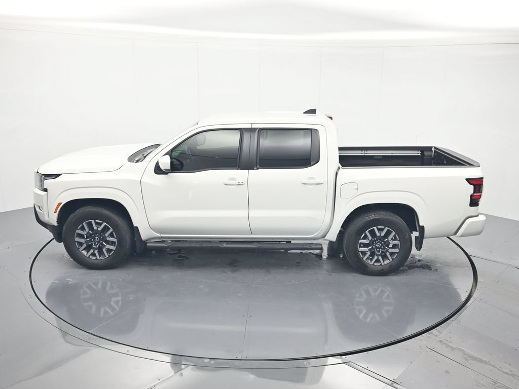 Certified 2022 Nissan Frontier SV RWD image 34