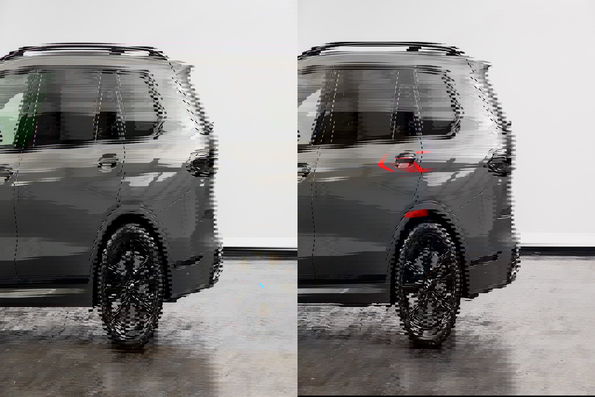 Used 2026 BMW X7 xDrive40i AWD/4WD image 13