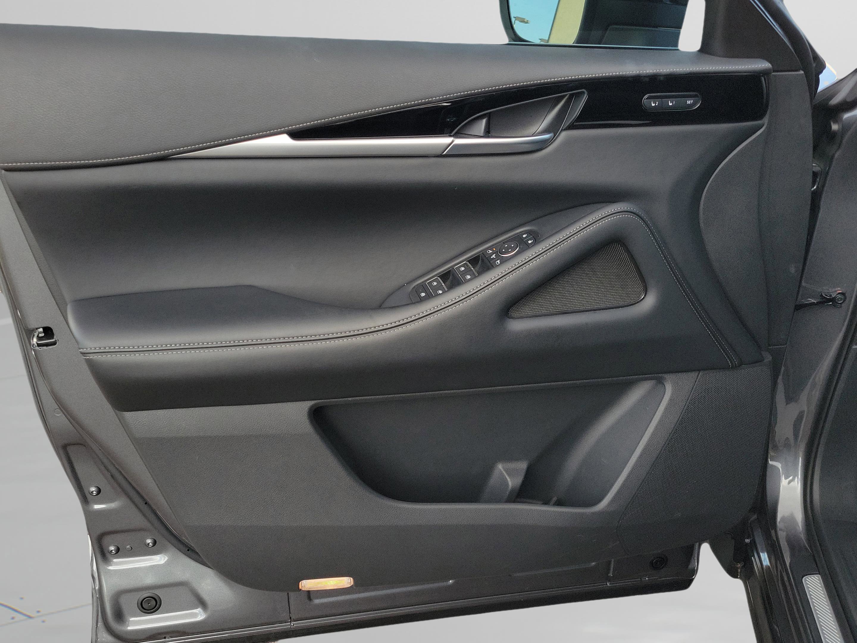 Certified 2025 INFINITI QX60 Pure image 28