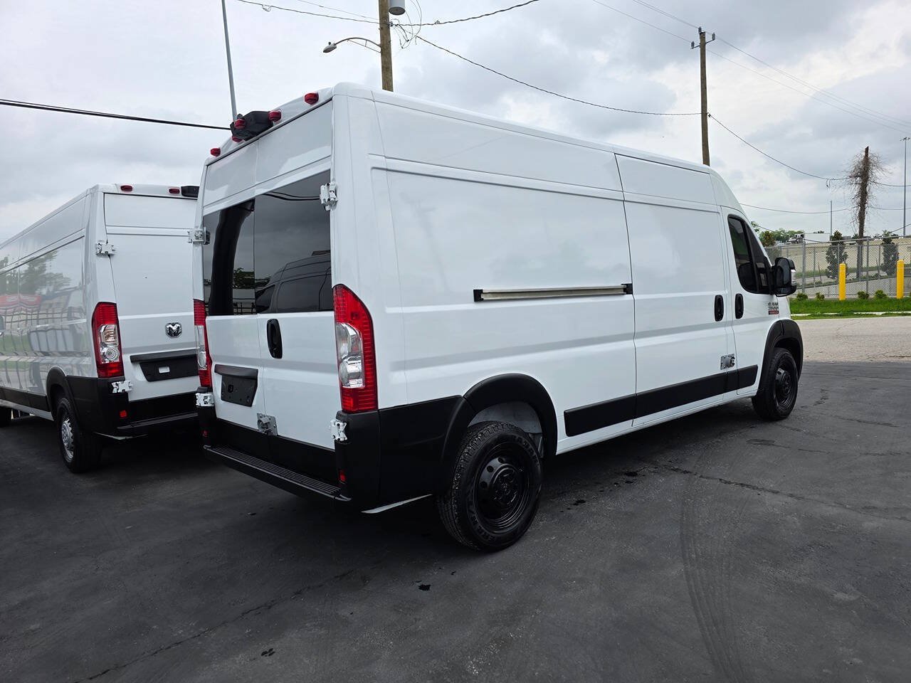 Used 2021 RAM ProMaster 2500 FWD image 6