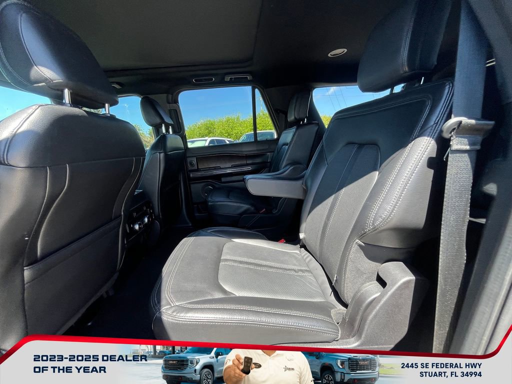 Used 2021 Ford Expedition Max Limited image 13