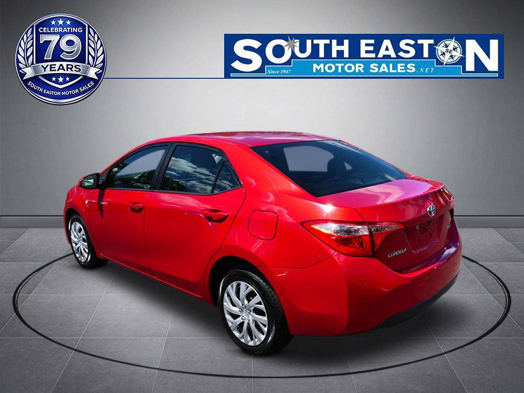 Used 2017 Toyota Corolla LE FWD image 5