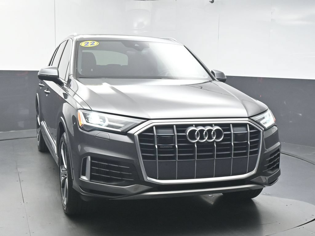 Used 2022 Audi Q7 3.0T Premium Plus w/ Premium Plus Package AWD/4WD image 2