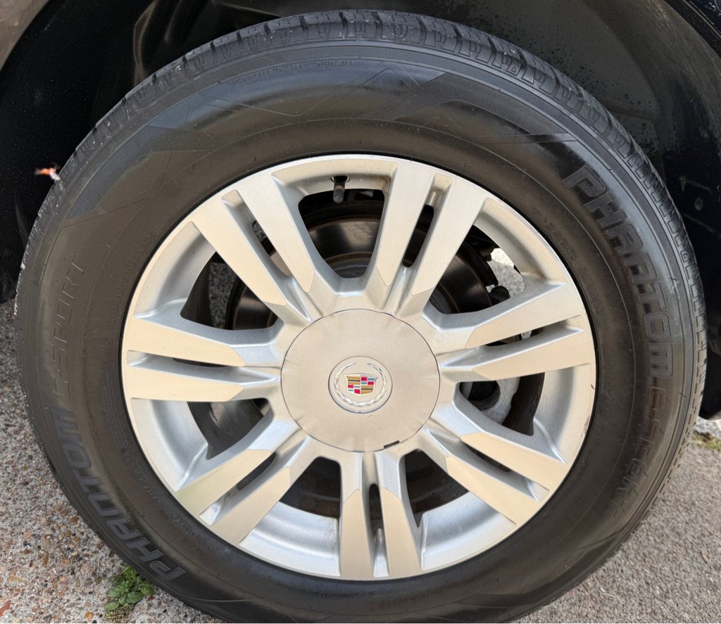 Used 2012 Cadillac SRX Luxury FWD image 20