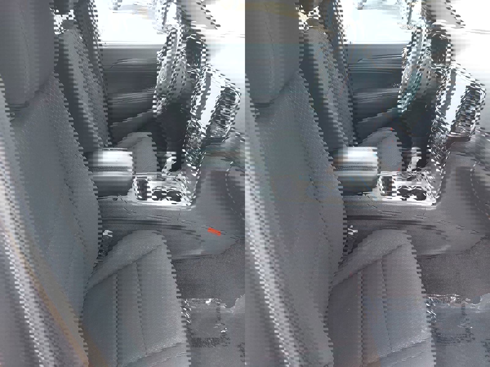 Used 2021 Jeep Grand Cherokee Laredo image 10