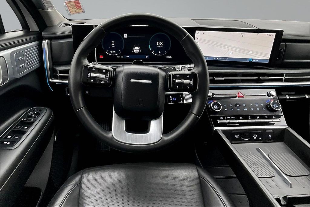 Used 2025 Hyundai Santa Fe Limited image 9