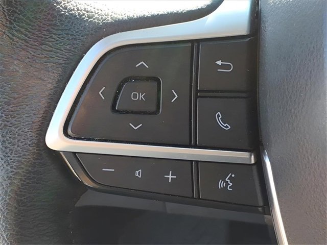 Used 2021 Toyota Sienna XLE image 14