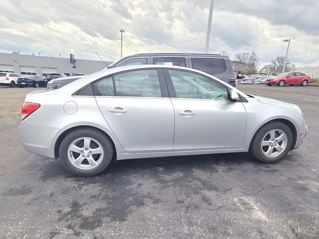 Used 2016 Chevrolet Cruze LT image 3