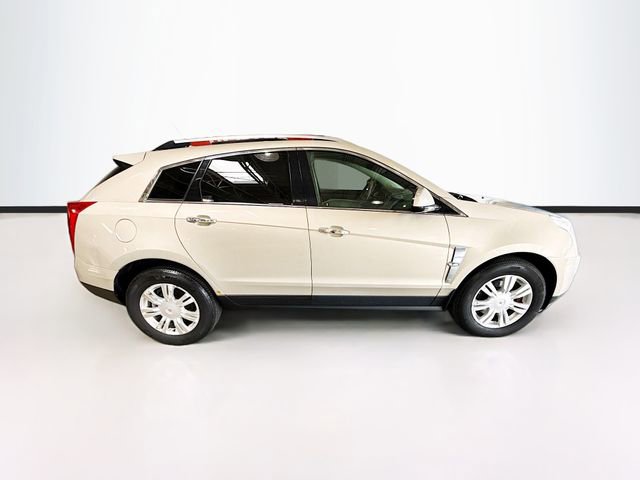 Used 2011 Cadillac SRX Luxury FWD image 5