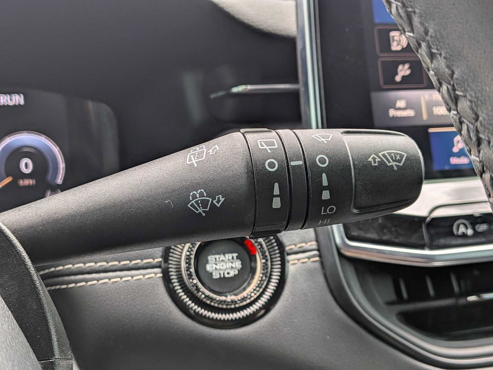 Certified 2023 Jeep Compass High Altitude AWD/4WD image 26