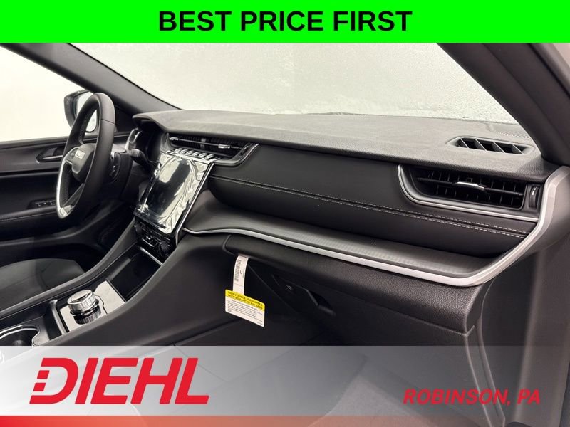 New 2026 Jeep Grand Cherokee Laredo X image 17