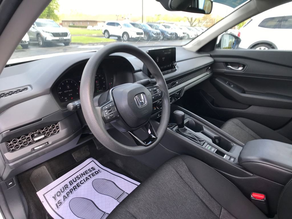 Used 2024 Honda Accord EX image 19