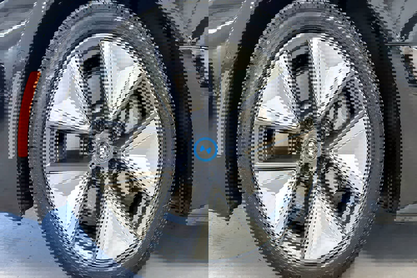 Used 2022 BMW i4 eDrive40 image 26