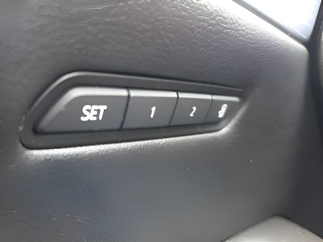Used 2021 Cadillac XT5 Sportv w/ LPO, ONYX Package AWD/4WD image 22