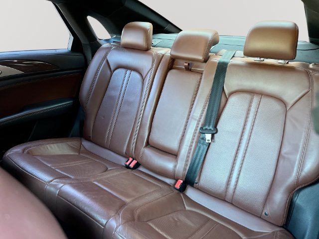 Used 2017 Lincoln MKZ Reserve FWD image 31