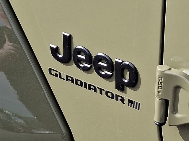 New 2025 Jeep Gladiator Sport w/ Premium Package image 11