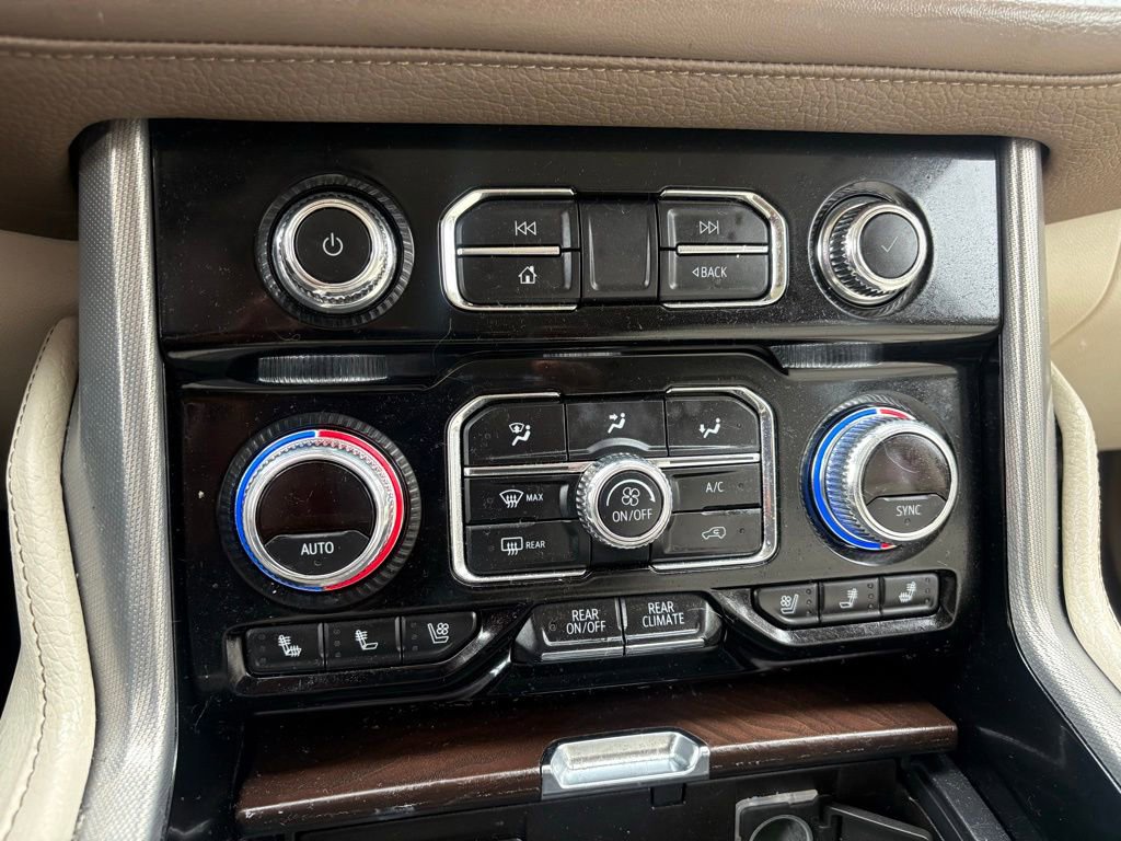 Used 2022 GMC Yukon XL Denali RWD image 26