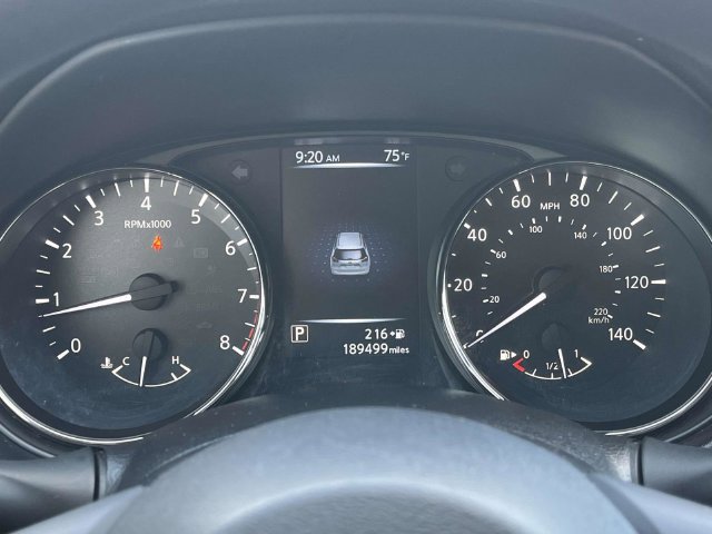 Used 2017 Nissan Rogue S FWD image 32